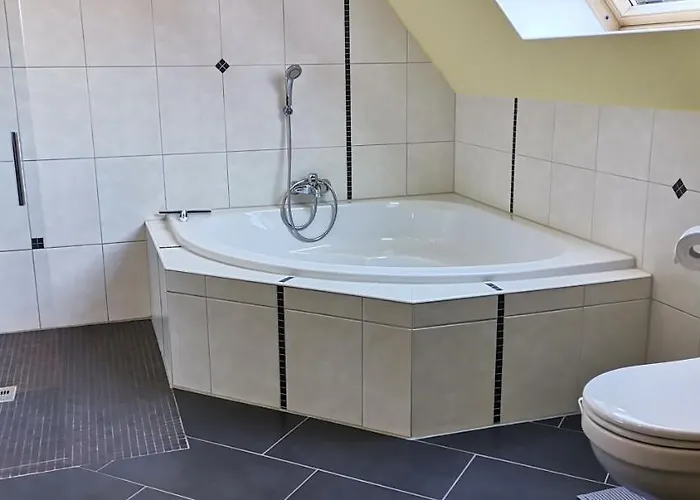 Ruschmeyer Apartment *